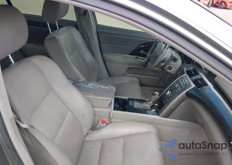 2010 Acura Rl 3.7 from USA, damaged, VIN JH4KB2F63AC001247